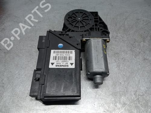 Right front window motor AUDI A4 B6 (8E2) 1.8 T | BP27649736E20 