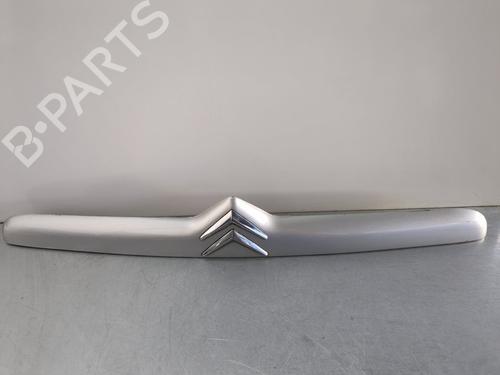 Used Tailgate handle CITROËN XSARA (N1) 2.0 HDi 109 (109 hp) 28107890