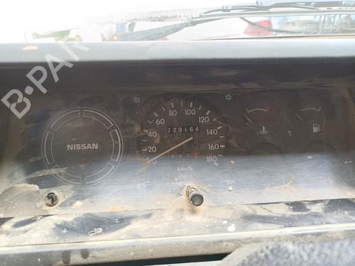 Quadrante NISSAN PATROL III/1 Station Wagon (W160) [1979-1989]  31143379