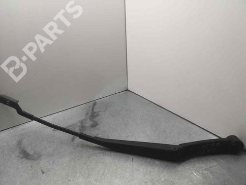 Used Front windshield wiper arm KIA CEE'D Hatchback (ED) [2006-2012]  11201083