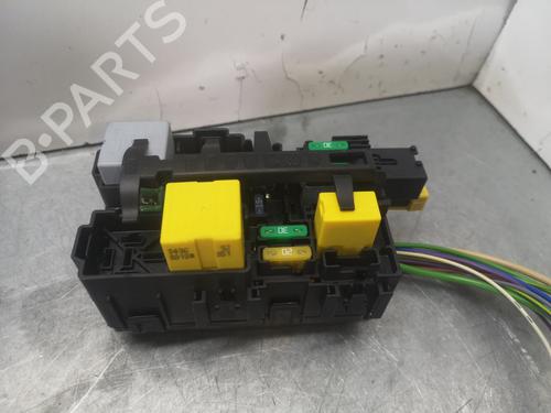 Fuse box PEUGEOT 308 II (LB_, LP_, LW_, LH_, L3_)  | BP15240755E1 
