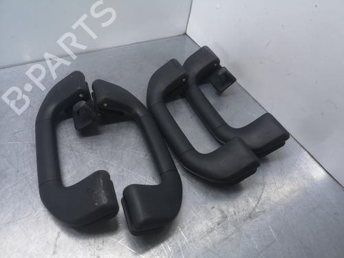 Used Interior roof handle Interior roof handle 18903292 18903292