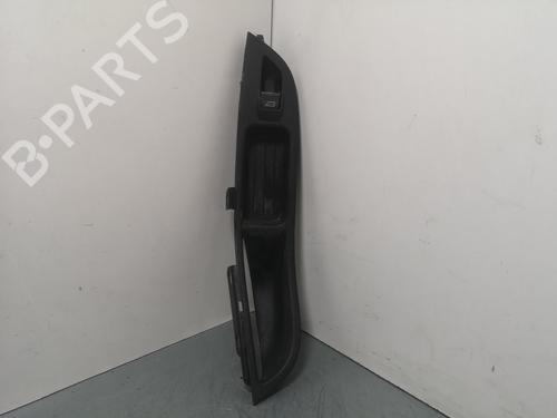 Used Right front window switch FORD FOCUS III 1.6 TDCi (115 hp) 15240935