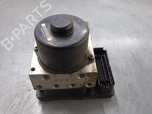 Pompe ABS MERCEDES-BENZ M-CLASS (W163) ML 270 CDI (163.113) (163 hp) 17745425