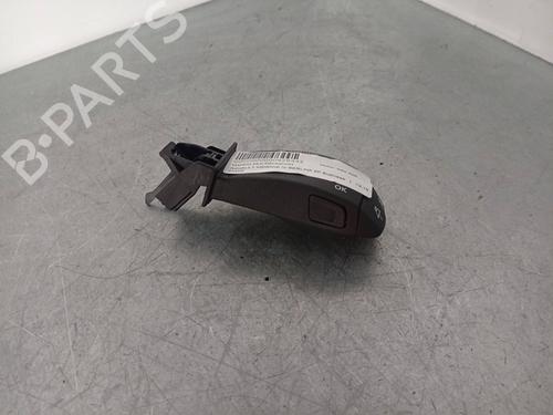 Used Switch RENAULT MEGANE IV Hatchback (B9A/M/N_) 1.5 dCi 110 (B9A3) (110 hp) 28588822