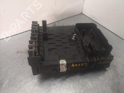 Zekeringkast VW GOLF V (1K1) [2003-2010]  13732332