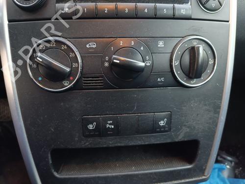 Used Climate control MERCEDES-BENZ B-CLASS Sports Tourer (W245) B 180 CDI (245.207) (109 hp) 16970012