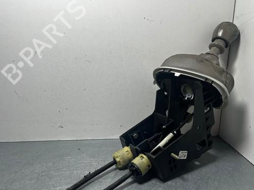 Used Gear lever RENAULT SCÉNIC II (JM0/1_) [2003-2010]  30133807