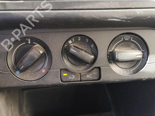 Used Climate control VW POLO V (6R1, 6C1) 1.2 TSI (90 hp) 9747010