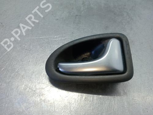 Used Front right interior door handle Front right interior door handle RENAULT SCÉNIC I MPV (JA0/1_, FA0_) 1.6 (JA00, JA16, JA15, JA19, JA1V, JA2B, JA2C, JA0B,... (107 hp) 33698183 33698183