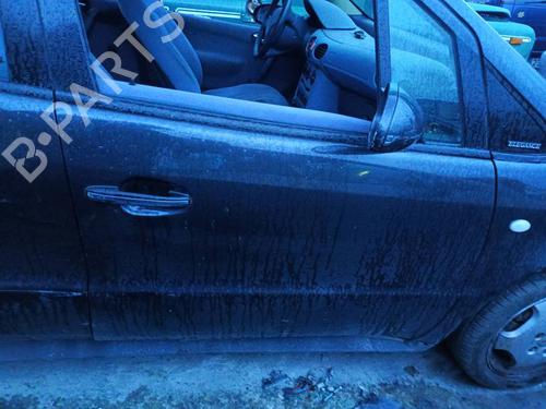 Used Right front door Right front door MERCEDES-BENZ A-CLASS (W168) A 160 (168.033, 168.133) (102 hp) 39720885 39720885