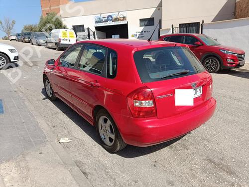 Fuse box KIA CERATO I Hatchback (LD) 2.0 CRDi | BP15254188E1 