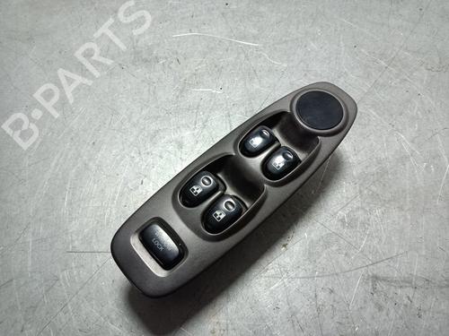 Comutador vidro frente esquerdo Comutador vidro frente esquerdo HYUNDAI ACCENT II (LC) 1.5 CRDi (82 hp) 34249924 34249924