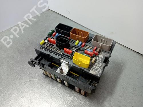 Sikringsdåse CITROËN C4 Picasso I MPV (UD_) 1.6 HDi 110 (112 hp) 32420486