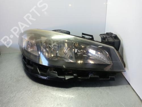 Right headlight RENAULT LAGUNA II (BG0/1_) | BP32364265C29