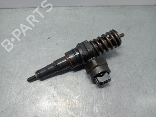 Spreder / Dyse VW PASSAT B5 Variant (3B5) [1997-2001]  30535395