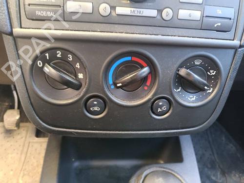 Used Climate control Climate control 39450848 39450848