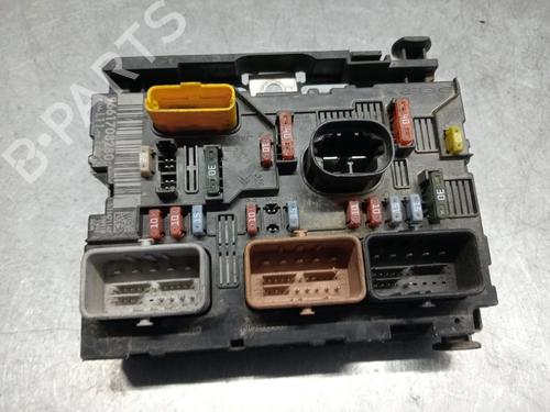 Used Fuse box PEUGEOT 307 Break (3E) [2002-2009]  27712783