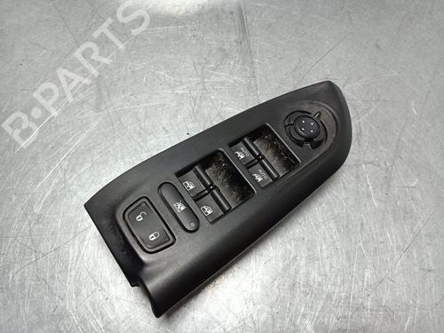 Used Left front window switch FIAT 500X (334_) [2014-2025]  27988379
