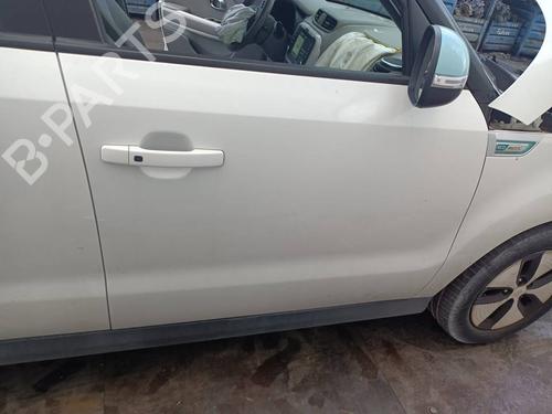 Used Right front door Right front door 39450815 39450815