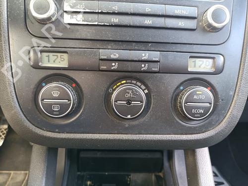 Used Climate control Climate control 37477089 37477089