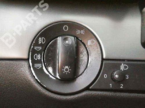 Forlygtekontakt AUDI A4 B7 (8EC) 2.0 TDI 16V (140 hp) 4900922