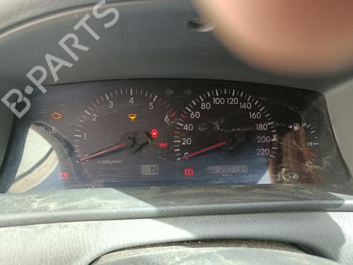 Used Instrument cluster Instrument cluster TOYOTA COROLLA (_E12_) 1.4 D (NDE120_, NDE120R) (90 hp) 33890888 33890888