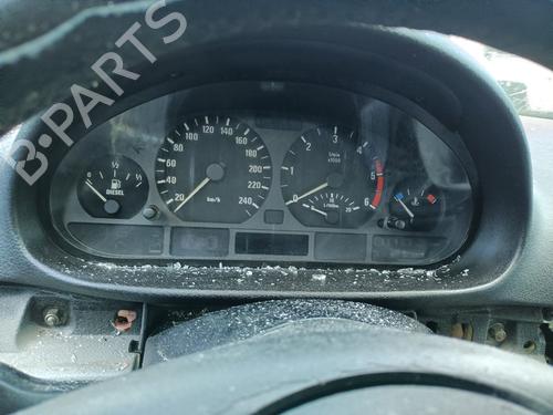 Quadrante BMW 3 (E46) 320 d (136 hp) 31598026