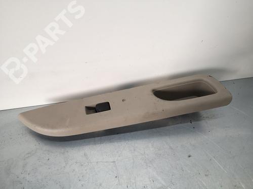 Used Right front window switch NISSAN MICRA IV (K13K, K13KK) 1.2 (80 hp) 6900336