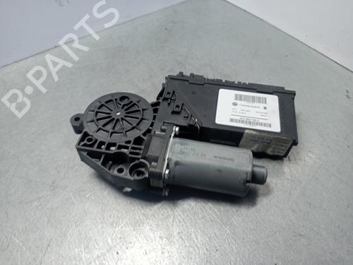 Used Left rear window motor VW TOUAREG (7LA, 7L6, 7L7) 2.5 R5 TDI (174 hp) 30883724