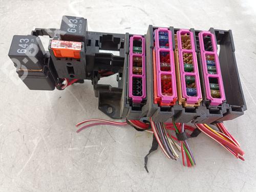 Used Fuse box AUDI A5 (8T3) 3.0 TDI quattro (240 hp) 10336273
