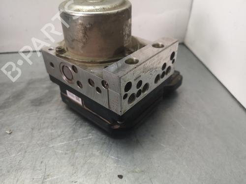 Used ABS pump RENAULT KOLEOS I (HY_) 2.0 dCi 4x4 (HY0K) (150 hp) 5772276