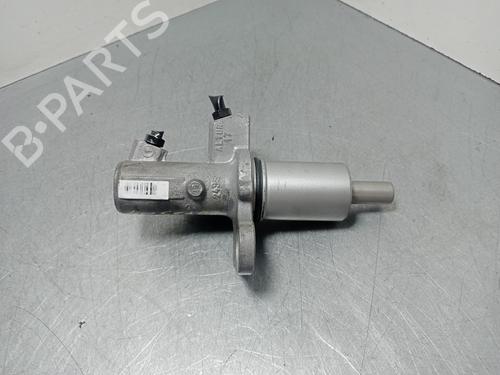 Brake master cylinder AUDI A4 B6 (8E2) 2.0 | BP21526252M77 