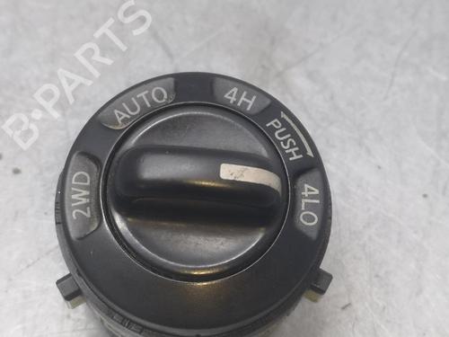 Used Switch NISSAN PATHFINDER III (R51) 2.5 dCi (174 hp) 17132724
