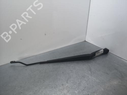 Used Front windshield wiper arm HYUNDAI ix35 (LM, EL, ELH) [2009-2016]  25493358