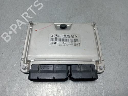 Used Engine control unit (ECU) VW PASSAT B5.5 (3B3) [2000-2005]  24621114