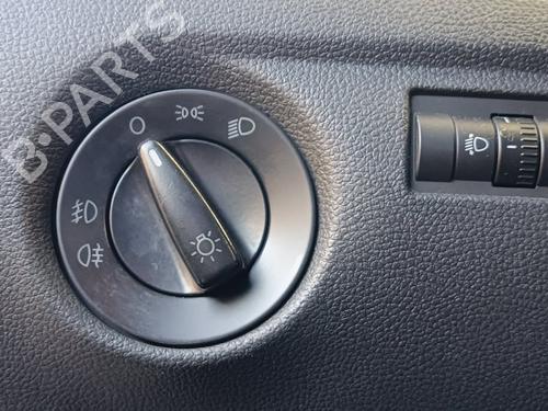 Used Headlight switch SKODA FABIA II (542) 1.4 TDI (70 hp) 26543719