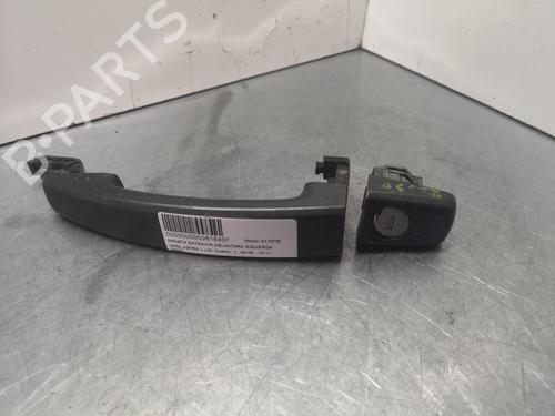 Used Front left exterior door handle OPEL ASTRA J (P10) [2009-2016]  13880300