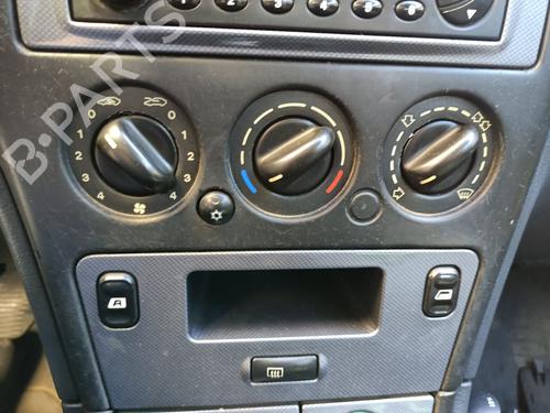 Klimabedienteil für Klimabedienteil CITROËN XSARA Coupe (N0) 1.9 D (70 hp) 35798993 35798993