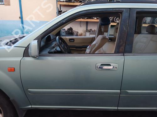 Dør venstre fortil NISSAN X-TRAIL I (T30) [2001-2013]  31172632
