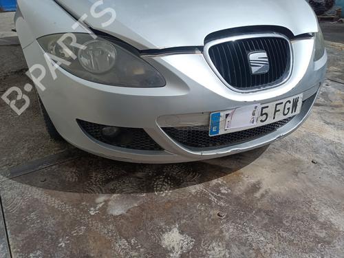 Used Front bumper Front bumper SEAT LEON (1P1) [2005-2013] 33890959 33890959