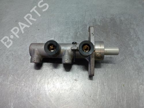 brake-master-cylinder-hyundai-i20-i-pb-pbt-2008-2009-2010-2011-2012-2013-2014-2015-27441078 main image