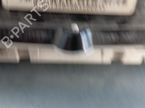Instrument cluster LAND ROVER DISCOVERY III (L319) 2.7 TD 4x4 | BP15956168C47 