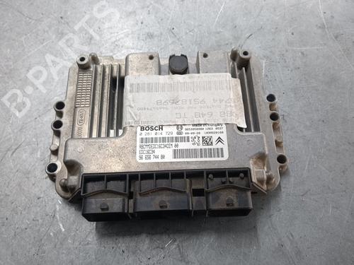 Used Engine control unit (ECU) PEUGEOT 5008 (0U_, 0E_) 1.6 HDi (110 hp) 6703185