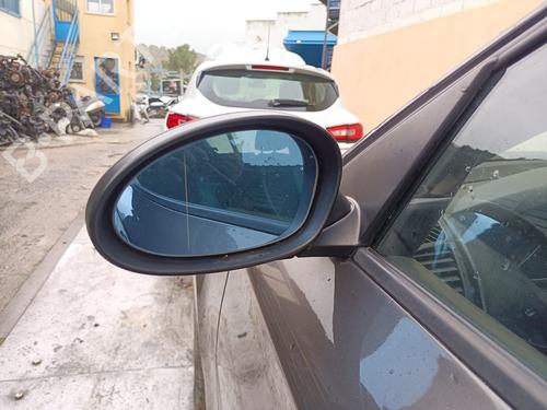 Used Left mirror BMW 1 (E81) 120 i (170 hp) 32144085