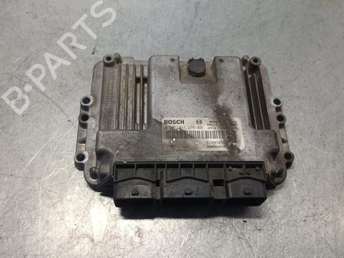 Centralina do motor RENAULT MEGANE II Saloon (LM0/1_) 1.9 dCi (LM0G, LM1G, LM2C) (120 hp) 26330829