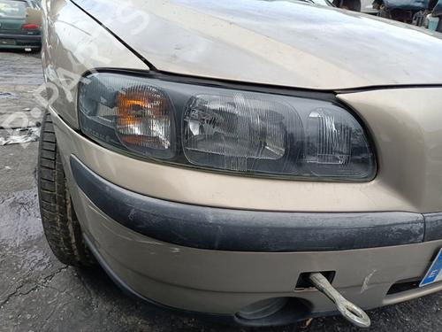 Used Right headlight VOLVO S60 I (384) [2000-2010]  32007808