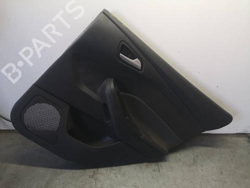 Bageste højre beklædning Bageste højre beklædning FORD FOCUS III [2010-2020] 37294670 37294670