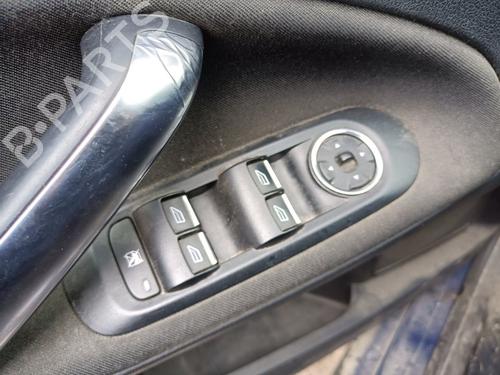 Used Left front window switch FORD MONDEO IV (BA7) [2007-2015]  31868908