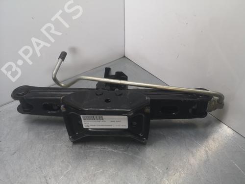Used Jack Kit FORD TOURNEO COURIER B460 MPV 1.5 TDCi (75 hp) 17963170